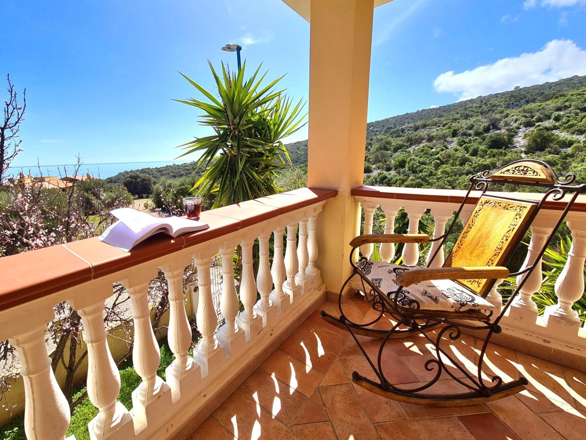 Appartement Vista Mare E Montagna à Cala Gonone Extérieur photo